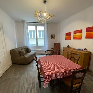 https://appartement-centre-historique-fougeres.inbrittany.com